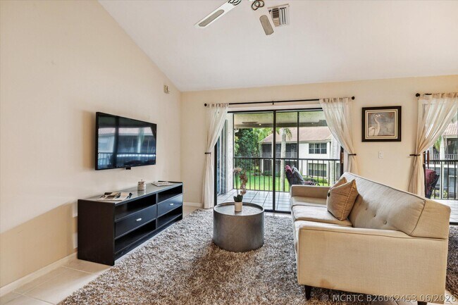 Photo - 5750 Coach House Cir Unit G