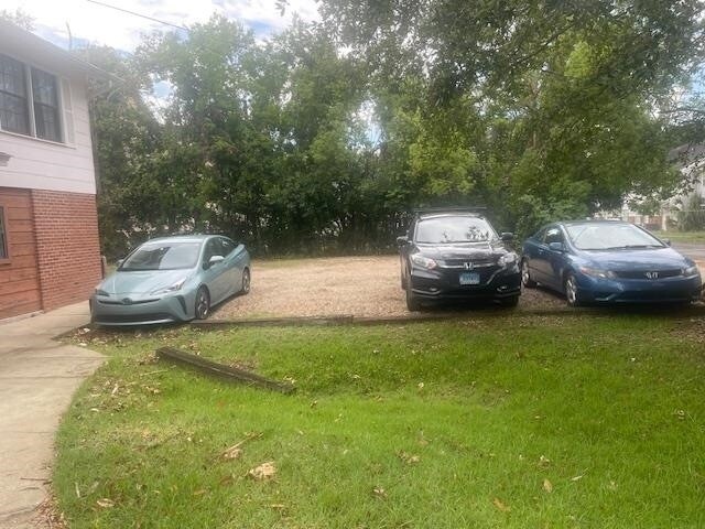 222 Rivoli Rd