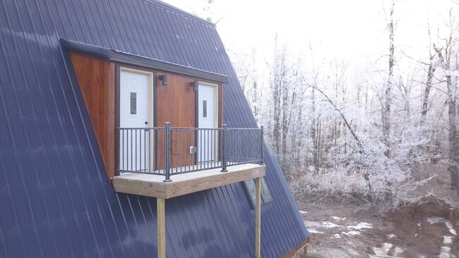 Photo - 2350 Lake Shore Blvd