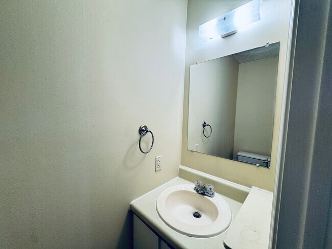 Photo - 31 Countryplace Ln