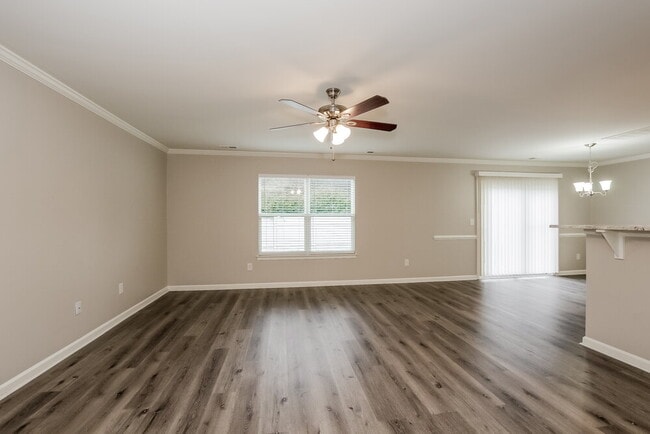 Photo - 5004 Broad Leaf Ct