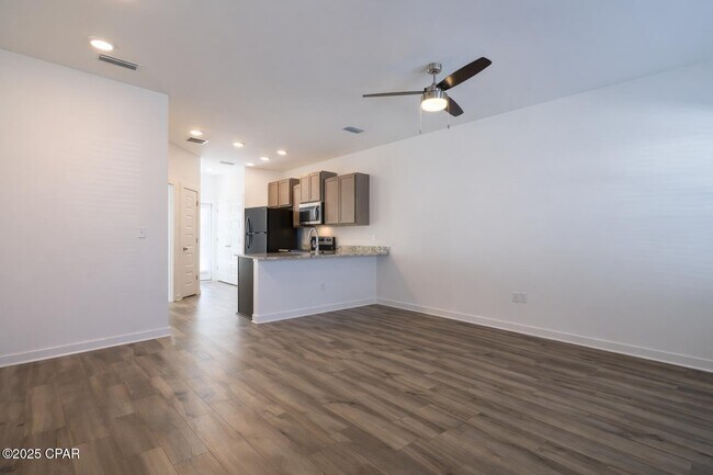 Photo - 5860 Tyndall Pkwy