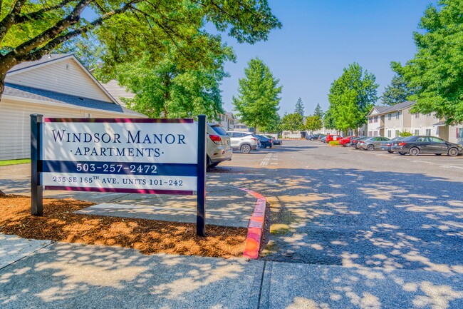 Windsor Manor Apartments - Windsor Manor Apartments