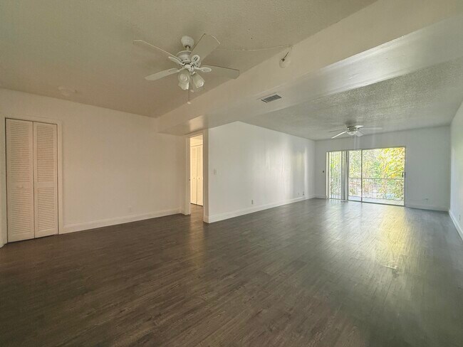 Photo - 626 NW 13th St Unit 27