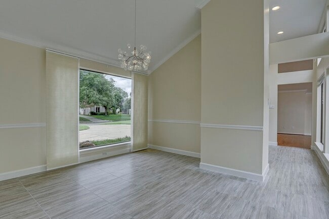 Photo - 13819 Starhill Ct
