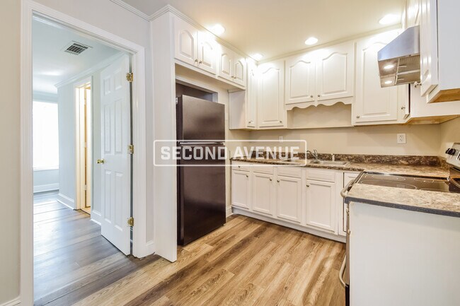 Photo - 232 N Lake Dr