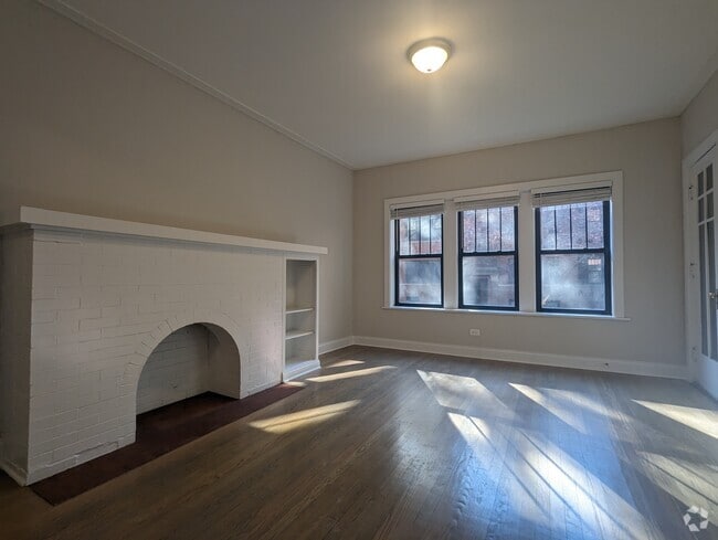 Building Photo - 2530 N Kedzie Blvd Rental