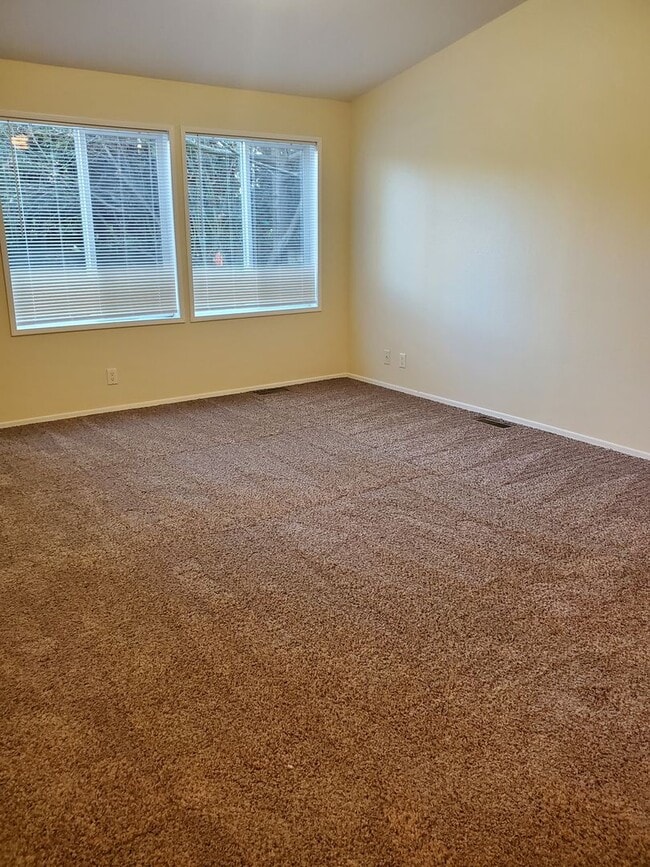 Photo - Spacious 3 Bd., 2 Ba near Blaine State Park