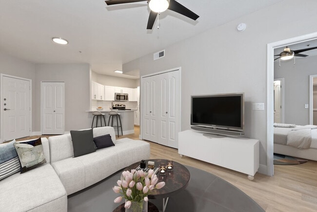 Monte Viejo Apartments For Rent in Phoenix, AZ