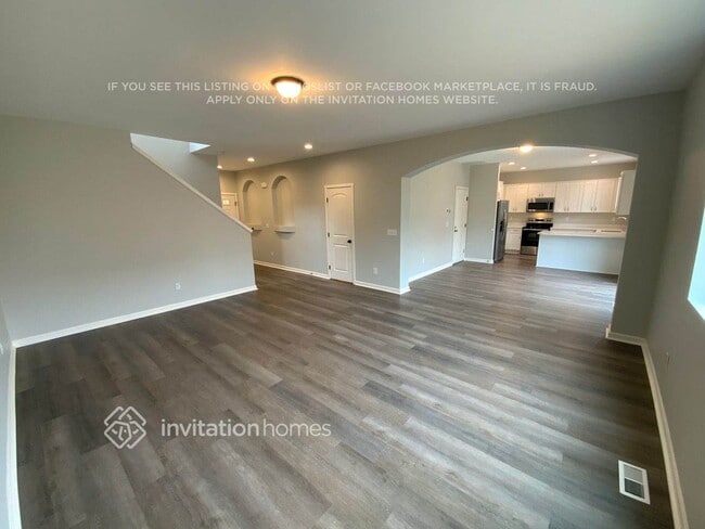 Photo - 6741 Flute St SE