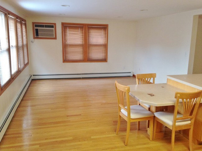 276 Plateau Ave Unit 1