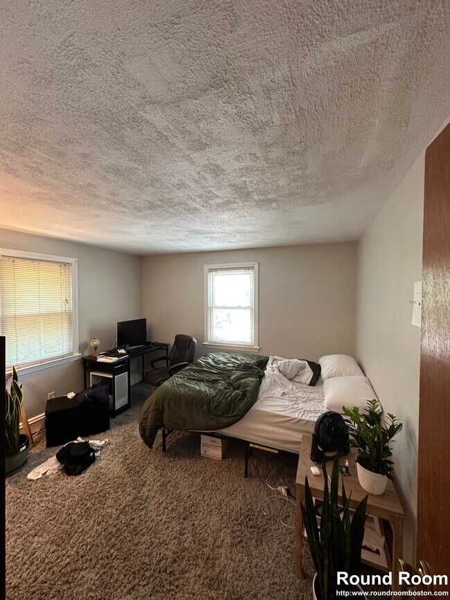 Photo - 19 Warwick Rd Unit 2