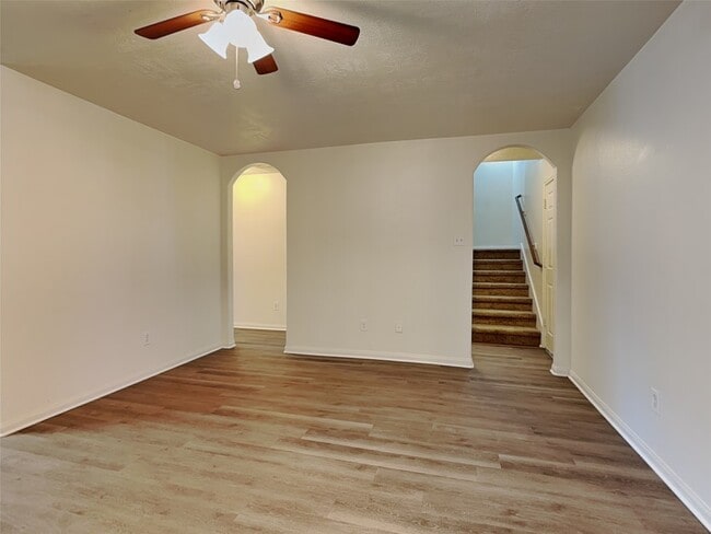 Photo - 3410 Maris Way