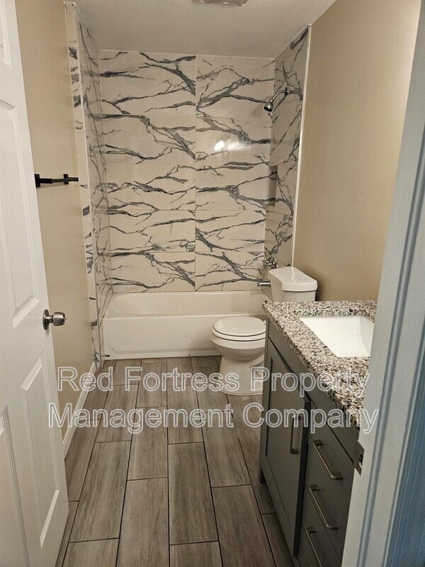 Photo - 5319 27th St SW