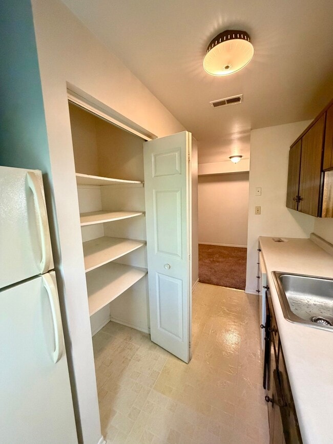 Photo - 117 Miller Rd
