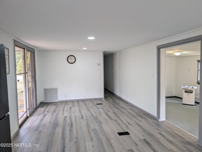 Photo - 116 Claudia St