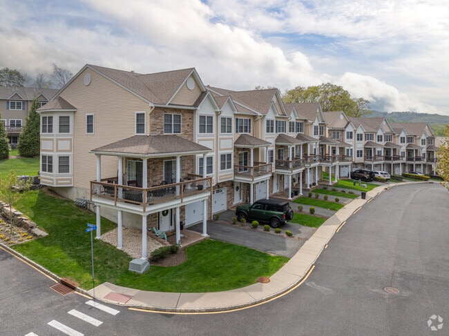 Photo - Argonne Woods Apartments