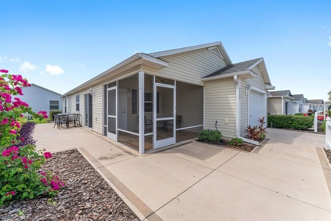 Photo - 1382 Viola Ct