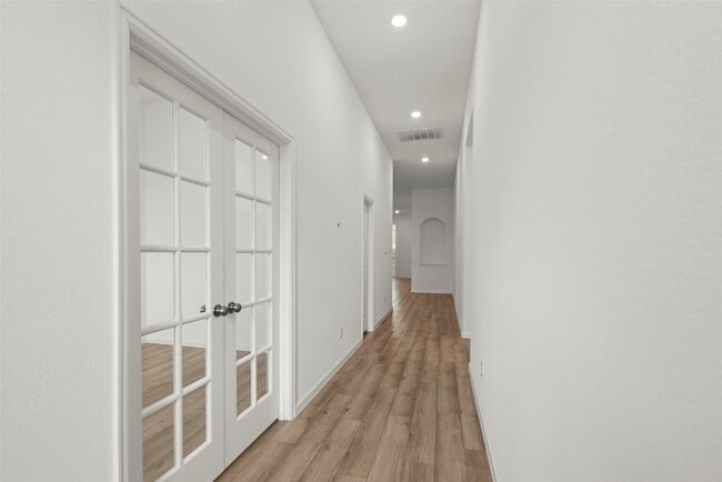 Building Photo - 3611 Shadow Crst Ln Rental