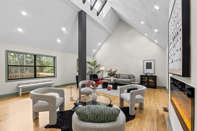 Photo - 2066 Tallavana Trail