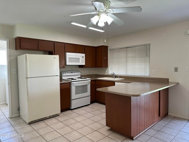 Photo - 2514 S Cottonwood Dr