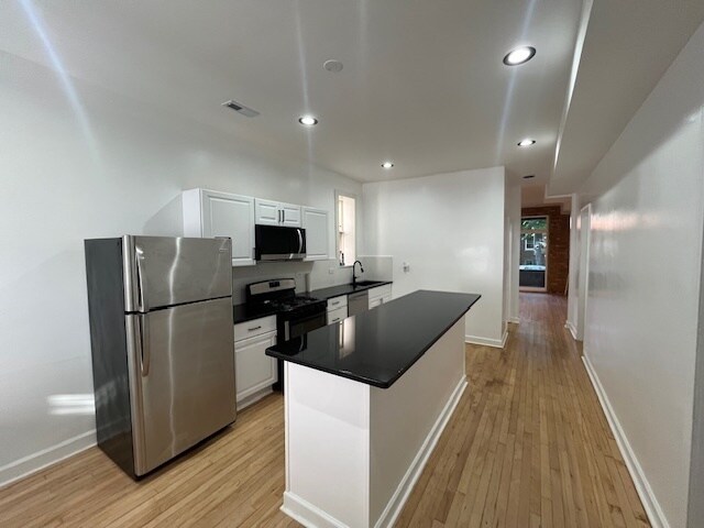 Photo - 820 N Leavitt St