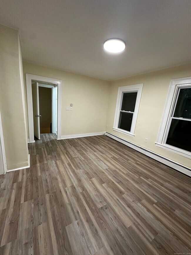 Photo - 42 Spring St Unit 2