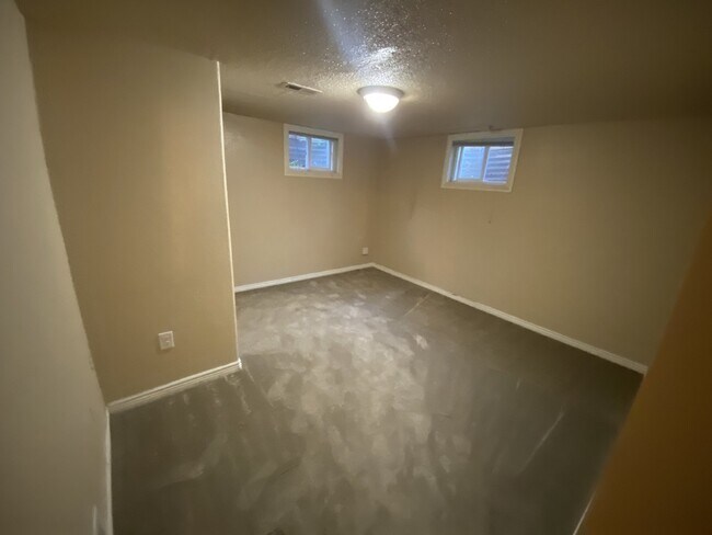 Photo - Cozy apartment in Potter Highlands!