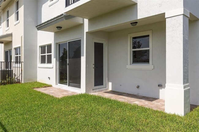 Photo - 6990 Pines Cir