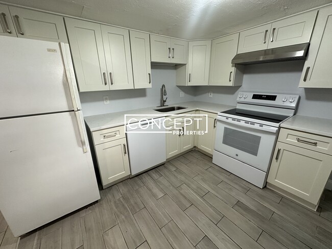 Photo - 31 Chelsea St Unit B