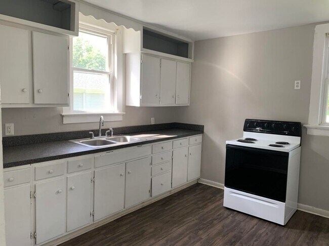 Photo - 504 Adams Ave