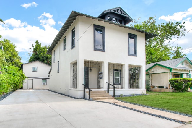 Photo - 438 Pruitt Ave Unidad 1