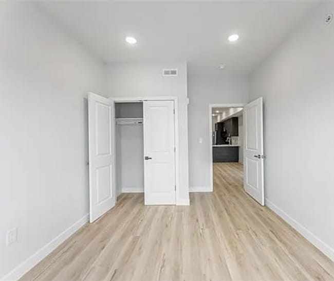 Photo - 2216 N Marshall St Unit 3