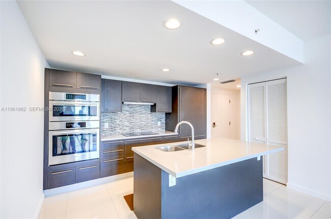 Photo - 7661 NW 107th Ave Unidad 506