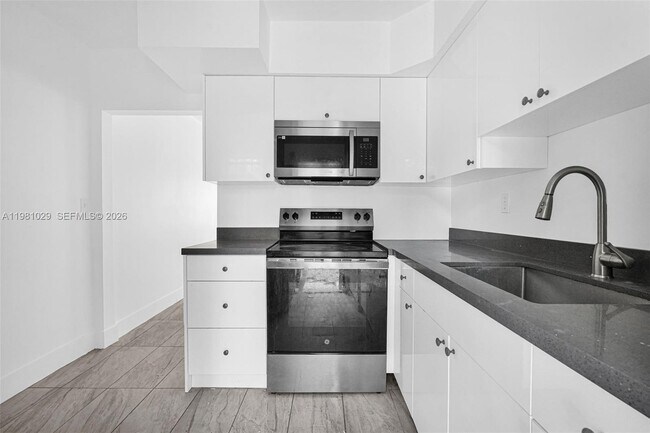 Photo - 14600 NE 14th Ave Unit 1