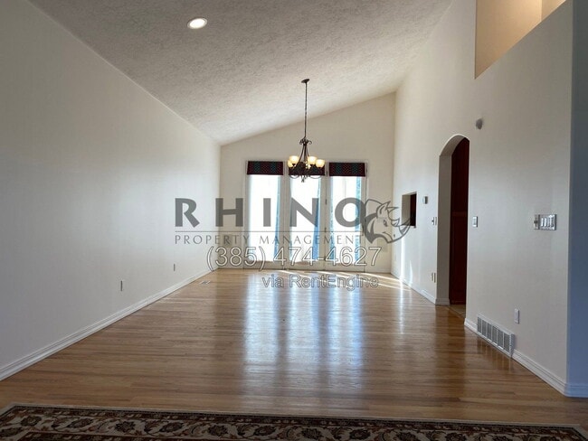 Photo - 1106 Birchbrook Cir