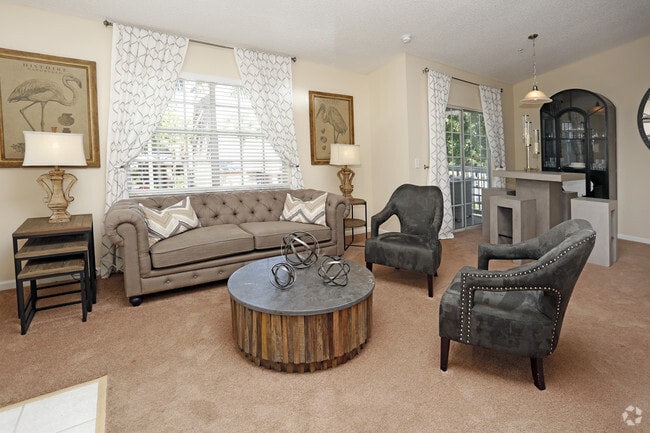 2BR,2BA_1,076 SF