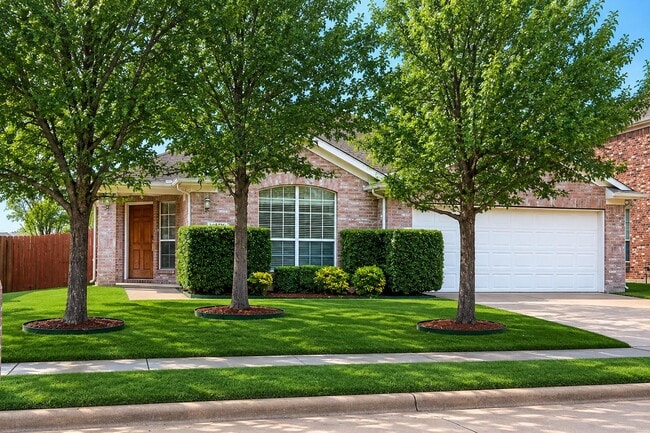 Building Photo - 11330 Henderson Dr