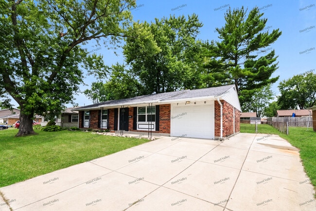 7160 Claybeck Dr