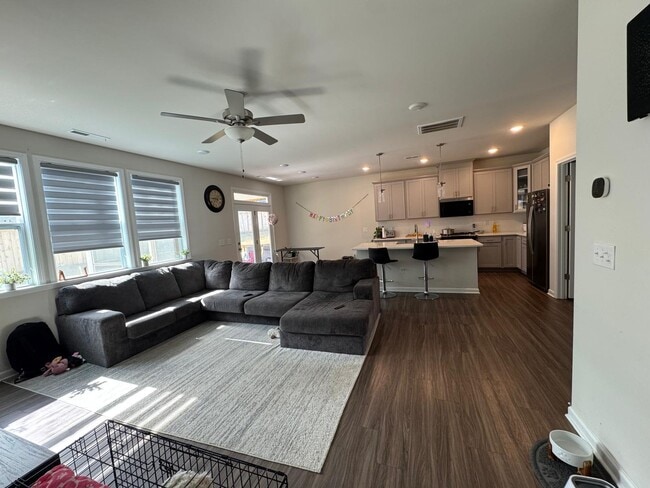 Photo - 1309 McFarlan Ct