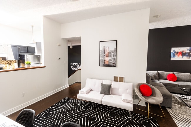 1306 Liverpool St Unit 3