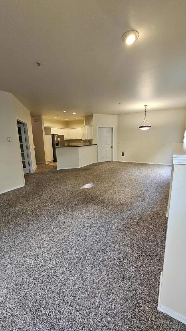 Photo - 2127 Hammond Ave