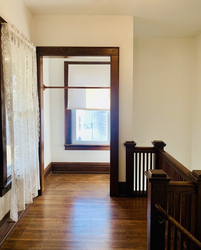 Front Hallway - 111 Amherst Dr Unidad 111 Amherst