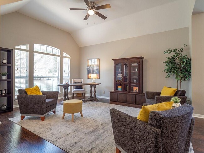 Photo - 11105 Appletree Ln