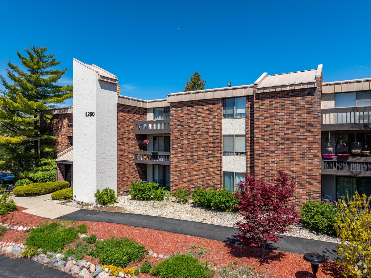 Photo - Manchester Village Condominiums