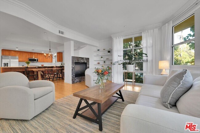 Photo - 1601 S Bentley Ave Unit 211