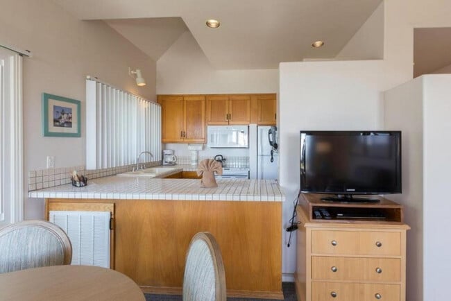 1400 Ocean Ave Unit SI ID1268283P