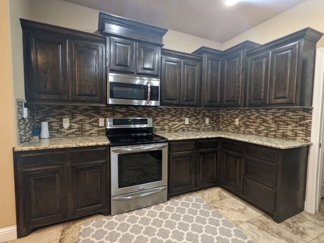 Photo - 4320 Springwood Dr