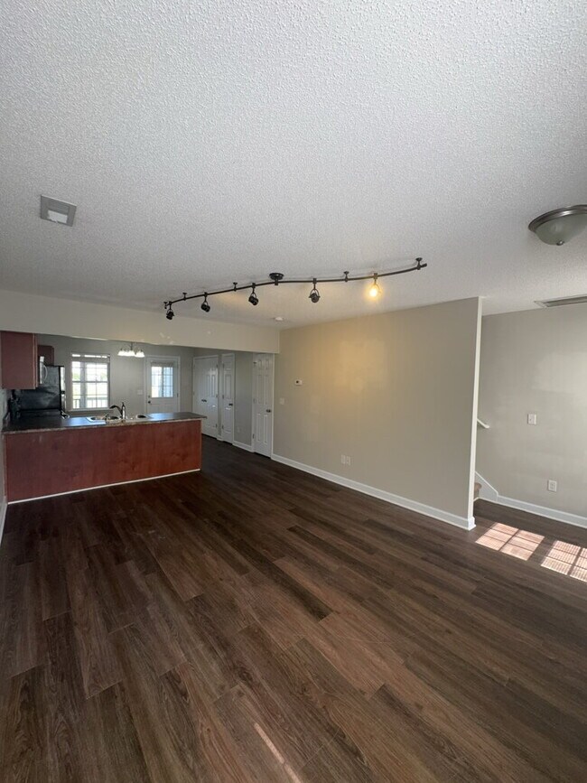 Photo - Nice 2 Bedroom, 2.5 Bath Townhouse in Hubert - 309 Burley Dr. #2