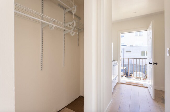 Photo - 1313 Ocean Front Walk Unit 17